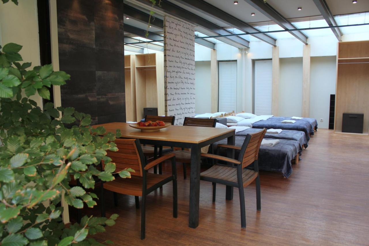 Apartment With Garden In City Center Krakau Exterior foto